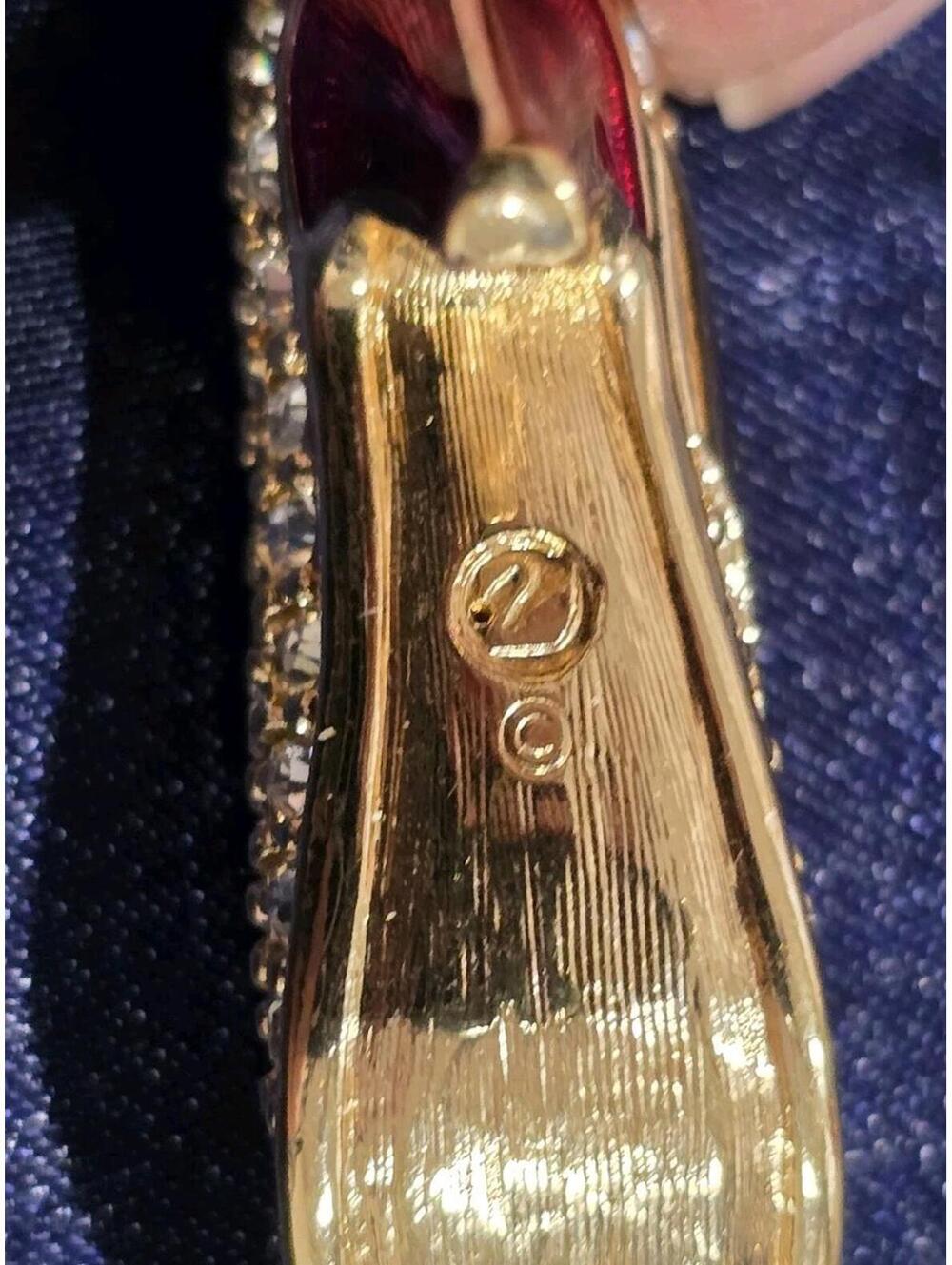 Vtg Swarovski Crystal & Red Enamel High Heel Shoe  24" Chain Retired 18KGP - Picture 4 of 5